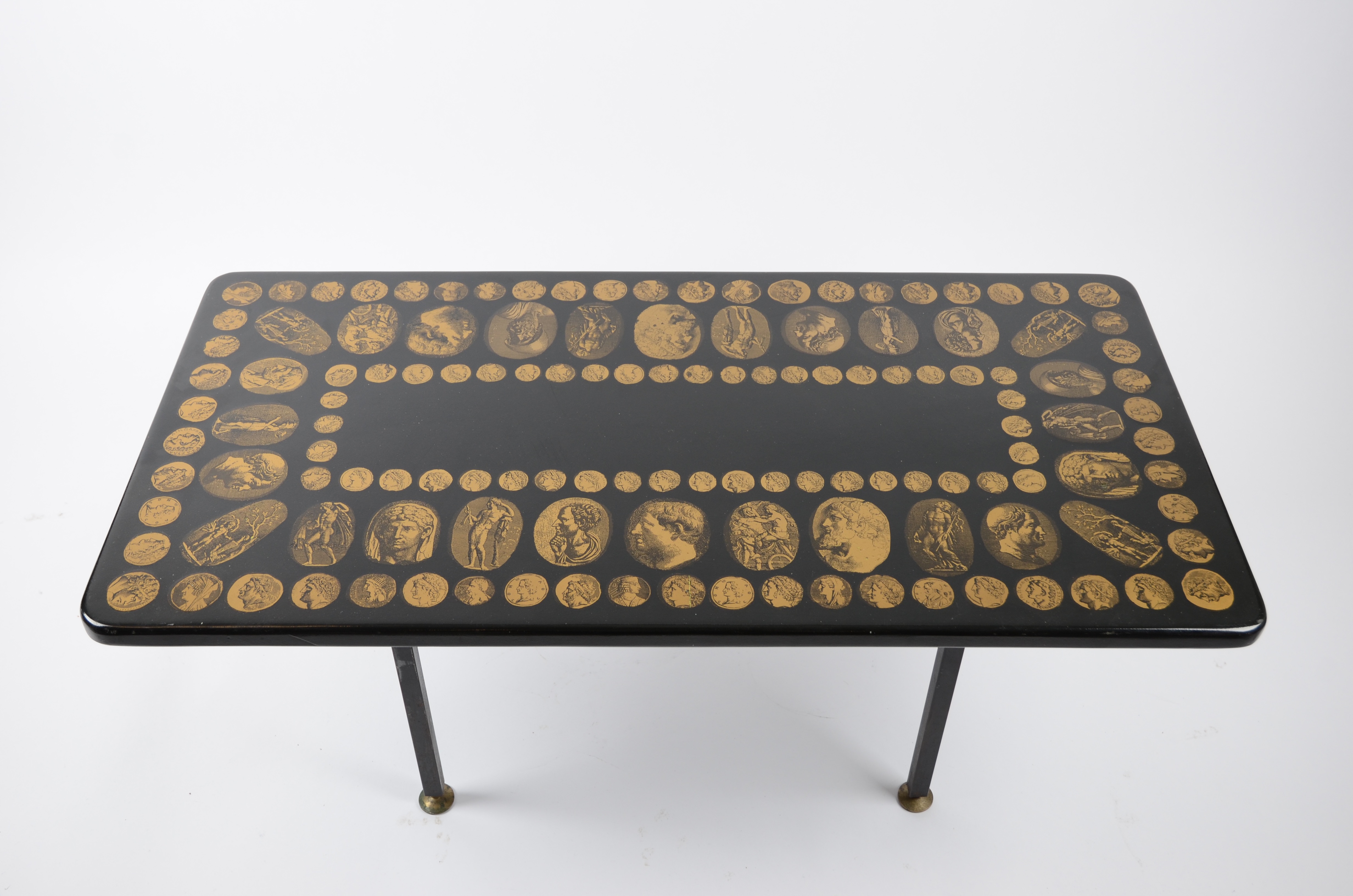 Piero-Fornasetti-Roman-Medallions-Coffee-Table-1960s-Italy-2