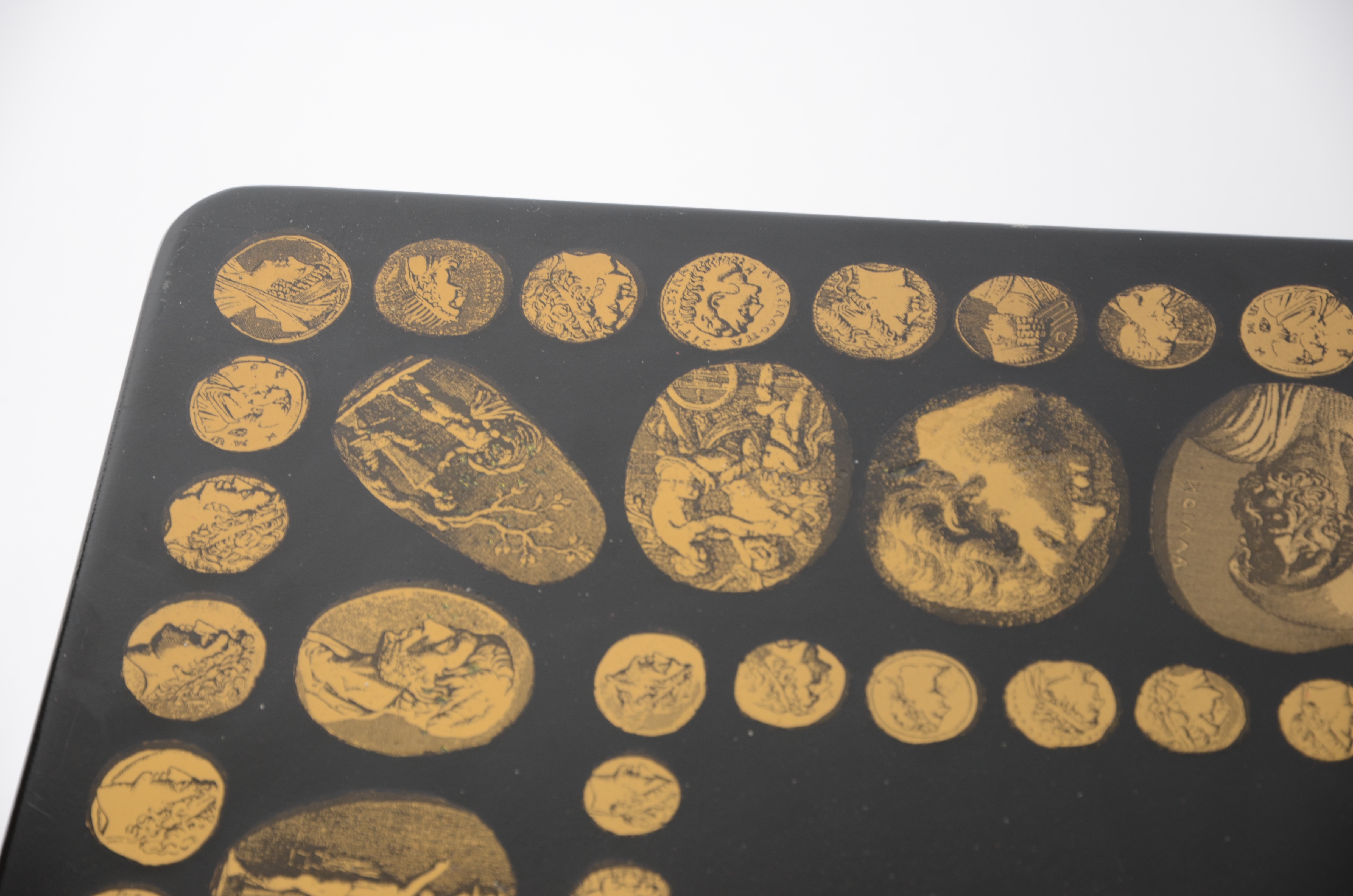 Piero-Fornasetti-Roman-Medallions-Coffee-Table-1960s-Italy-5